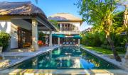 4-Bedroom Villa - Large swimming pool - Ideal place for friends and families