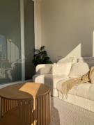 1 Bedroom Apartment in CBD with skyline view