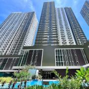 Cebu IT Park Stay Cozy Condo with Netflix, WiFi & Pool View