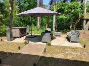 Kindvriendelijke bungalow in het bos bij zwemmeer.