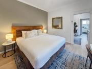 Cute 1 bedroom with sunny courtyard garden