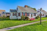 Top North Truro