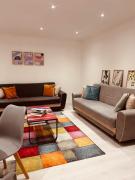 Stylish 1-Bed Flat Private Terrace Hampstead