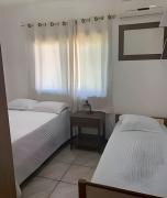 Linda Casa Beira Mar, Centro de Bombinhas SC.