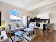 Cape Comfort - Central and Modern