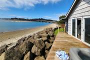 Alsea Bay Cottage with Hot Tub! The Retreat