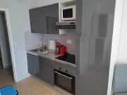 Cap City, modeste rez-de-jardin 500m plage et du Port