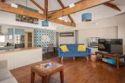 Dream Stays Bath - Queen Street Loft Apartment