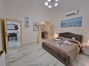 Donna Lidia by Holiday World