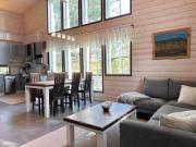 HolidayHome Kuukkelisalmi-fireplace, sauna, kota, hot tub, ski