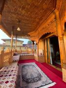 Hareem group of houseboats