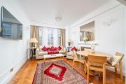 Classic 4 Bed Flat Opposite Hyde Park