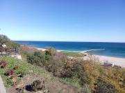 1BR Budget Apartment near Beach