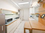 Newly Large 2BR Ambassador2 Apt with Pool Gym WiFi