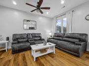 New build duplex-sleeps 6! Pet friendly!