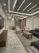 Modern 2 Bedroom Apartment