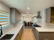 Splash and Stay Studio City