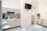 Top Naples