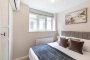 Elegant 3BR Flat in London