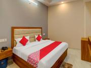 Super Hotel O B.S Celebration