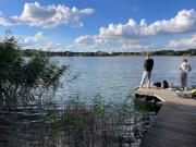 Newly refreshed Family-Stay for 7 by the Lake