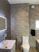 Stylish 3-Bed Flat Opposite Central Line Station