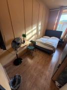 Group-Friendly 4BR shared apartment Close to Westbahnhof