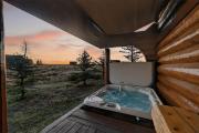 Here & Now | Yellowstone Cabin w Hot Tub & Views!