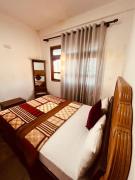 The Budget White House Hotel