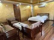 Shiv - The Luxurious Gold Studio in Jaipur