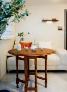 #1월 할인#홍대ㆍ공항철도 #올리모델링#홍대입구역 도보9분#연트럴파크3분#무료짐보관#6인#호텔침구#무료와이파이#세탁건조기#무료주차#교통최고#무료 넷플릭스