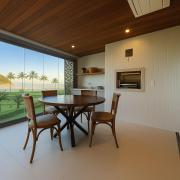 4 Suite Beachfront Apartment