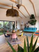 Villa darchitecte avec piscine à 800m de la mer