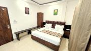 Hotel Krishnas Near Golden Temple