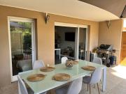 Cosy Appart Famille proche Marseille, Box et Terrasse