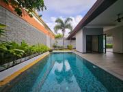 Nicky Villa Luxury Private Haven in BangTao Laguna