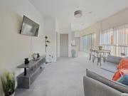 Spacious Stylish Apartment in Swindon Town Centre