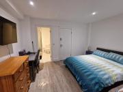 Newly Renovated Room, 1 Double & 1 Single Bed, Private Ensuite, Peckham Rye Zone 2