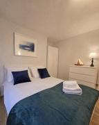 3BD Kings Cross & St Pancras Cozy Flat 3BD Kings Cross & St Pancras Cozy Flat