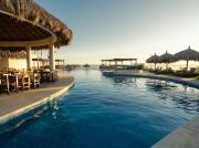 Beachfront house in Acapulco beach club