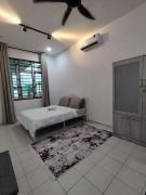 Top Kampong Alor