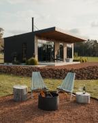 8 Paddocks Chalet Four