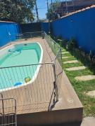 Casa com piscina completinha