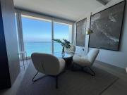 Spectacular oceanfront view for 8 people