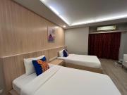 Curve Boutique Hotel