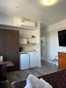 Studio 312 city ex hotel ensuite room with parking