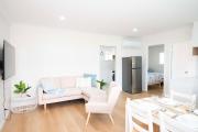 Cove at Redcliffe - Modern Coastal Hideaway