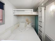 CapRaphéa T2 with seaview,balcony,parking,AC,WIFI.