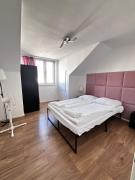 Sweet 2BR Apt, next to U6 Station am Schöpfwerk