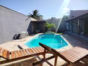 Casa Confortável 4Q com AR, Piscina e Área Gourmet , a 150m da Praia